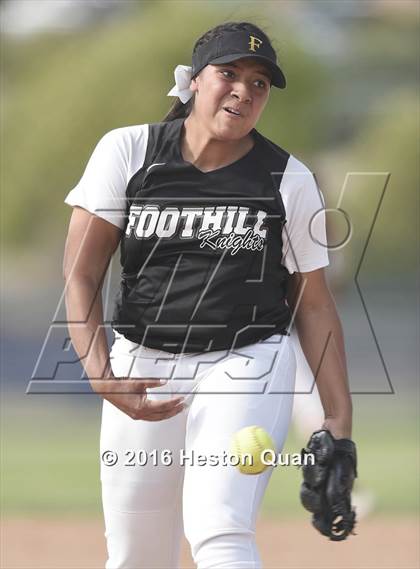 Thumbnail 3 in Foothill @ Brea Olinda photogallery.