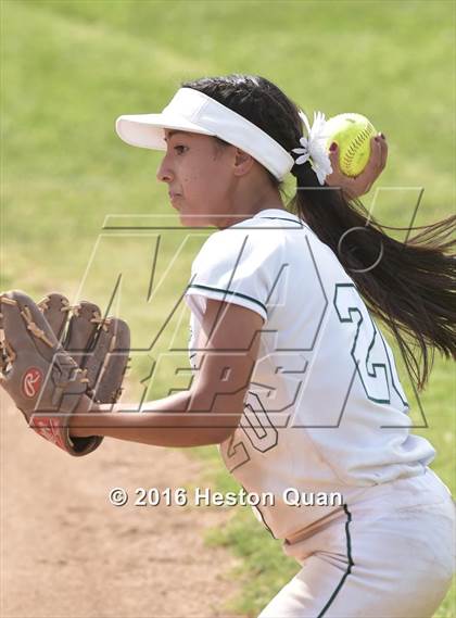 Thumbnail 2 in Foothill @ Brea Olinda photogallery.