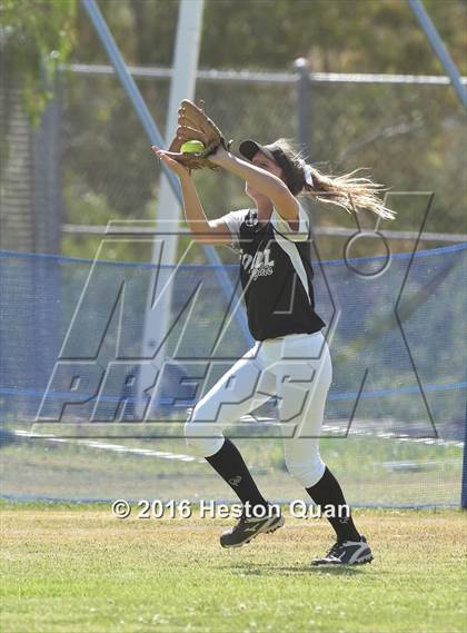 Thumbnail 2 in Foothill @ Brea Olinda photogallery.
