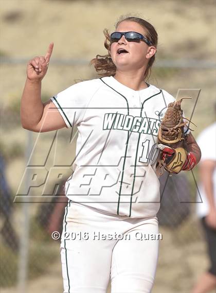 Thumbnail 3 in Foothill @ Brea Olinda photogallery.