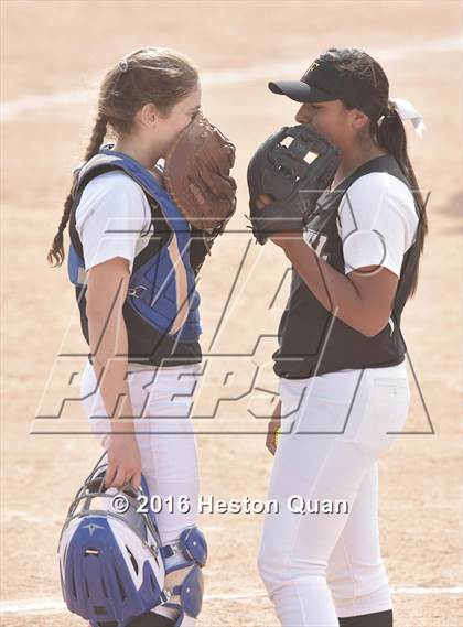 Thumbnail 2 in Foothill @ Brea Olinda photogallery.