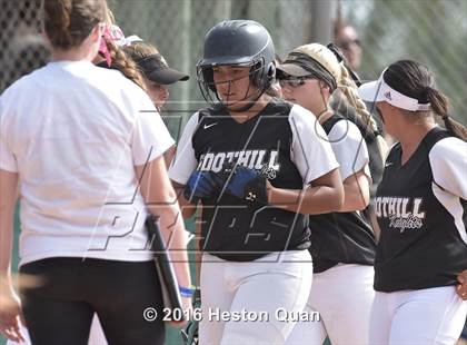 Thumbnail 1 in Foothill @ Brea Olinda photogallery.
