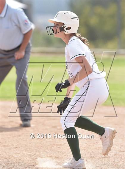 Thumbnail 2 in Foothill @ Brea Olinda photogallery.
