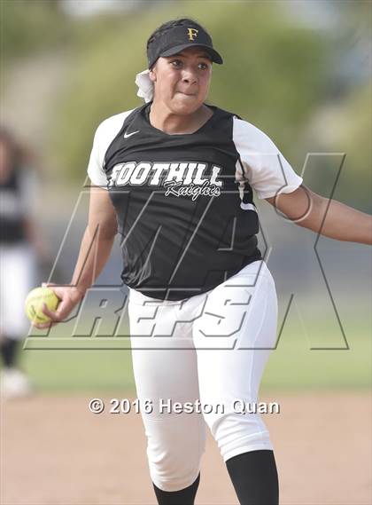 Thumbnail 2 in Foothill @ Brea Olinda photogallery.
