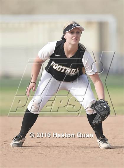 Thumbnail 1 in Foothill @ Brea Olinda photogallery.