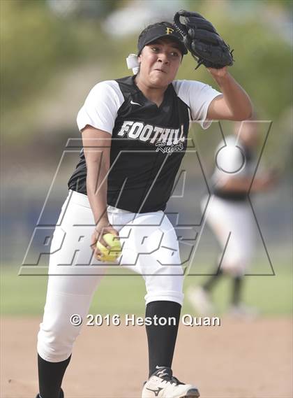 Thumbnail 2 in Foothill @ Brea Olinda photogallery.