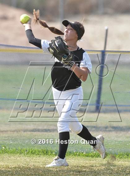 Thumbnail 1 in Foothill @ Brea Olinda photogallery.