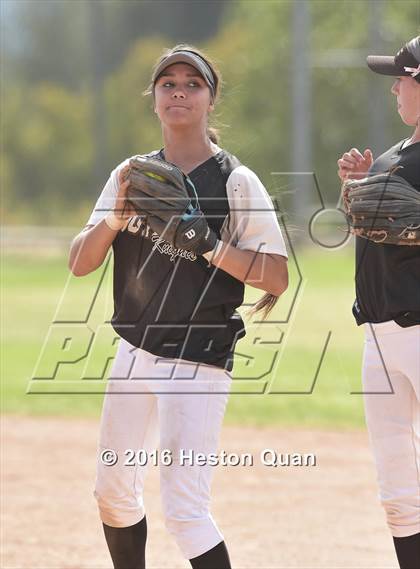 Thumbnail 2 in Foothill @ Brea Olinda photogallery.