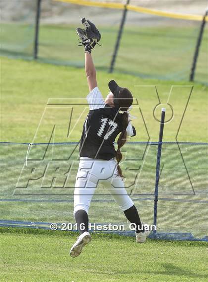 Thumbnail 2 in Foothill @ Brea Olinda photogallery.