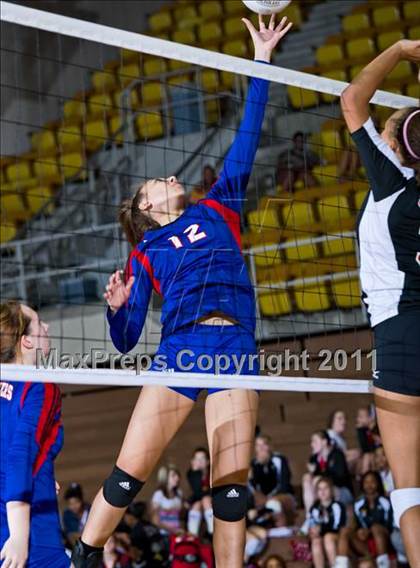 Thumbnail 2 in South Grand Prairie vs. Duncanville photogallery.
