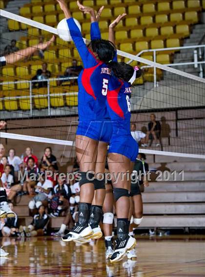 Thumbnail 3 in South Grand Prairie vs. Duncanville photogallery.