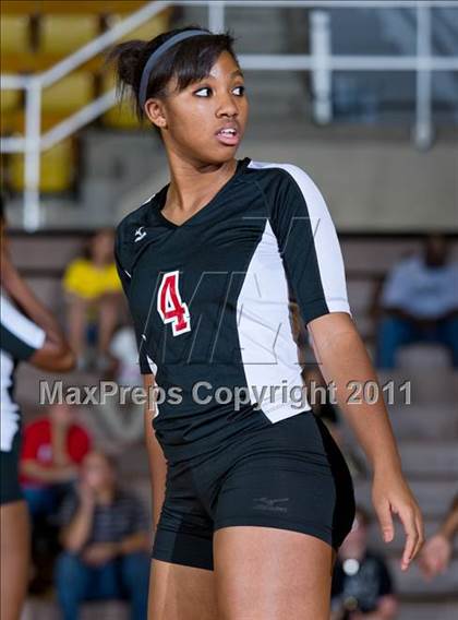 Thumbnail 1 in South Grand Prairie vs. Duncanville photogallery.