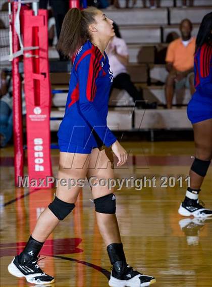 Thumbnail 1 in South Grand Prairie vs. Duncanville photogallery.