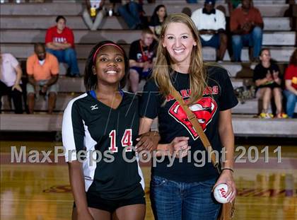Thumbnail 2 in South Grand Prairie vs. Duncanville photogallery.