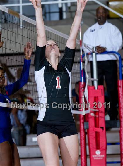Thumbnail 3 in South Grand Prairie vs. Duncanville photogallery.