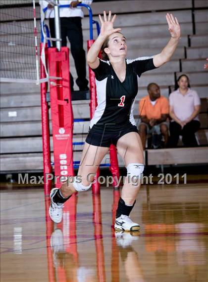 Thumbnail 2 in South Grand Prairie vs. Duncanville photogallery.