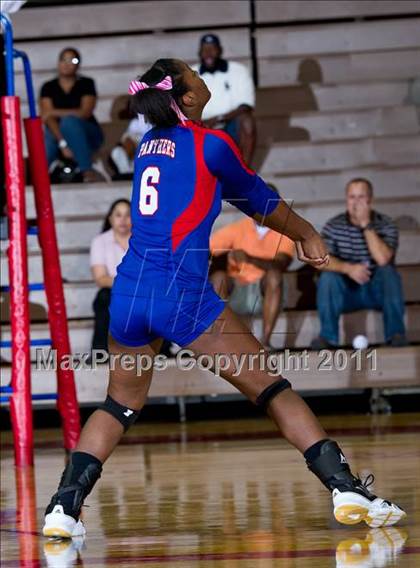 Thumbnail 2 in South Grand Prairie vs. Duncanville photogallery.