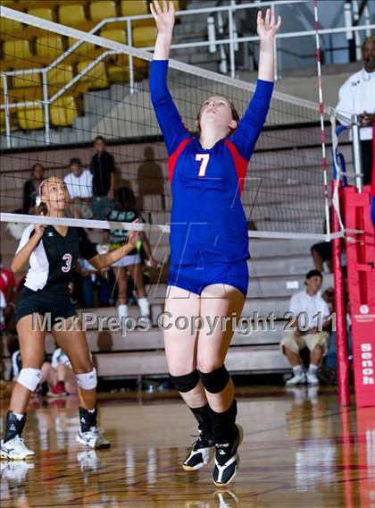 Thumbnail 3 in South Grand Prairie vs. Duncanville photogallery.