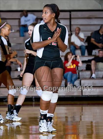 Thumbnail 1 in South Grand Prairie vs. Duncanville photogallery.