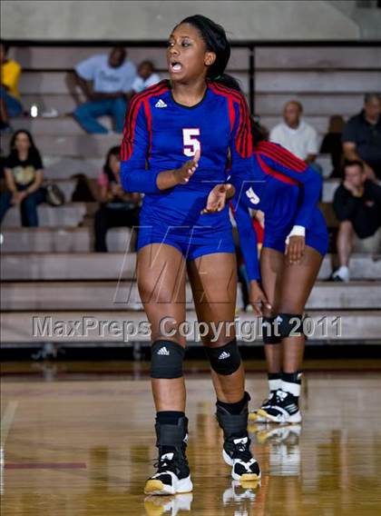Thumbnail 2 in South Grand Prairie vs. Duncanville photogallery.