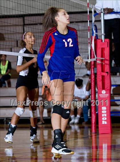 Thumbnail 1 in South Grand Prairie vs. Duncanville photogallery.