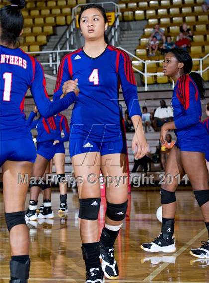 Thumbnail 3 in South Grand Prairie vs. Duncanville photogallery.