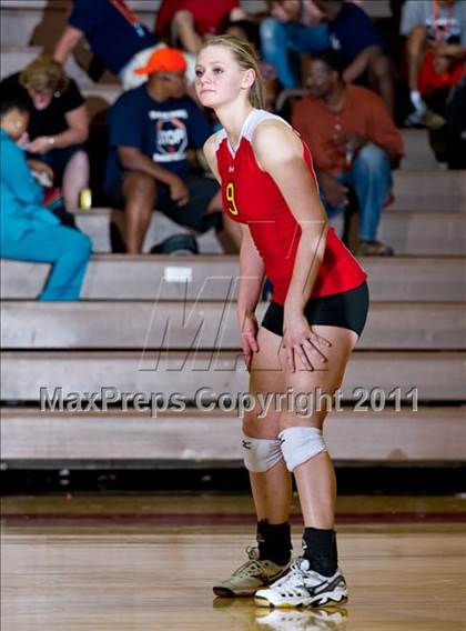 Thumbnail 1 in South Grand Prairie vs. Duncanville photogallery.
