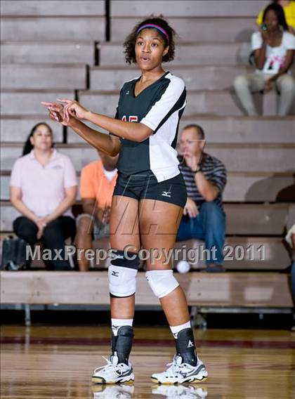 Thumbnail 2 in South Grand Prairie vs. Duncanville photogallery.