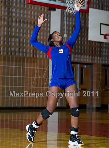 Thumbnail 1 in South Grand Prairie vs. Duncanville photogallery.