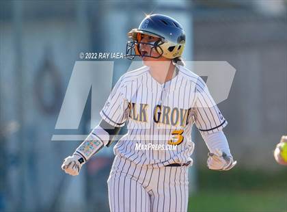 Thumbnail 2 in Whitney @ Elk Grove photogallery.