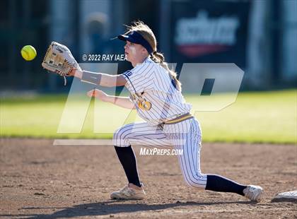 Thumbnail 1 in Whitney @ Elk Grove photogallery.