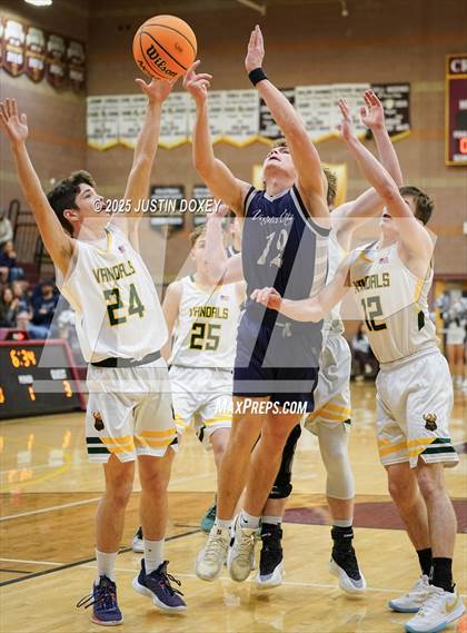 Thumbnail 1 in Eureka vs Virginia City (NIAA Class 1A State Quarterfinals) photogallery.