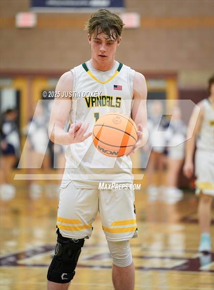 Thumbnail 1 in Eureka vs Virginia City (NIAA Class 1A State Quarterfinals) photogallery.