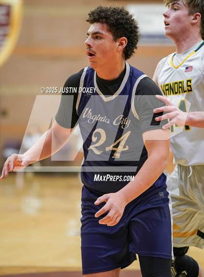 Thumbnail 2 in Eureka vs Virginia City (NIAA Class 1A State Quarterfinals) photogallery.