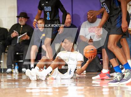 Thumbnail 2 in IMG Academy @ Hillcrest Prep (John Wall Holiday Invitational) photogallery.