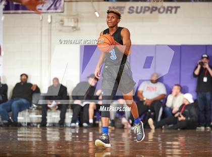 Thumbnail 2 in IMG Academy @ Hillcrest Prep (John Wall Holiday Invitational) photogallery.