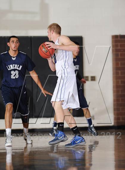Thumbnail 3 in Broomfield vs. Lincoln photogallery.