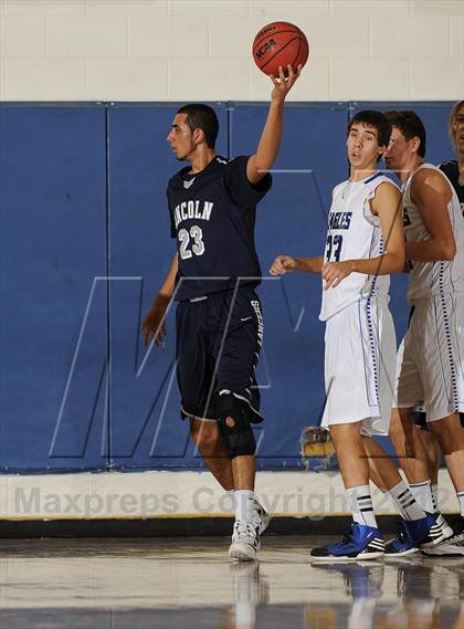 Thumbnail 2 in Broomfield vs. Lincoln photogallery.