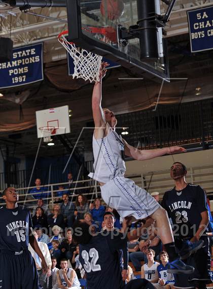 Thumbnail 3 in Broomfield vs. Lincoln photogallery.