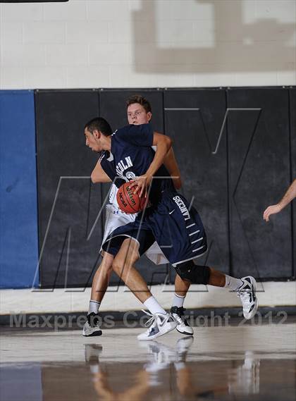Thumbnail 3 in Broomfield vs. Lincoln photogallery.