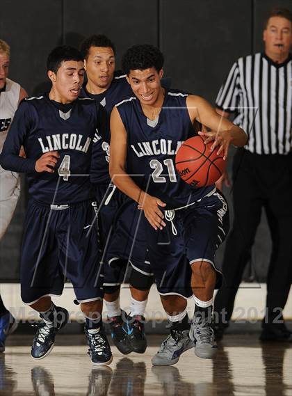 Thumbnail 2 in Broomfield vs. Lincoln photogallery.