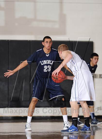 Thumbnail 1 in Broomfield vs. Lincoln photogallery.