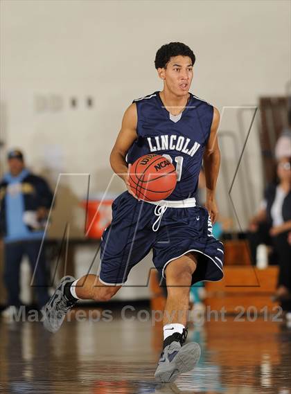 Thumbnail 1 in Broomfield vs. Lincoln photogallery.