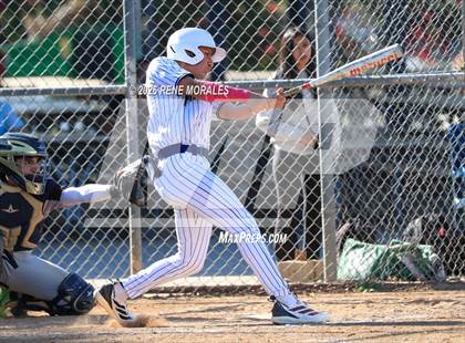Thumbnail 3 in Hamilton vs Franklin photogallery.