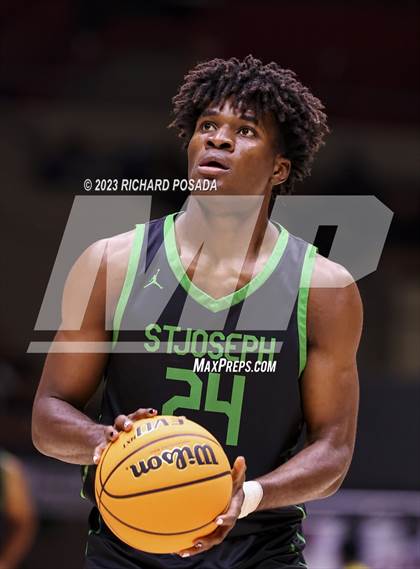 Thumbnail 3 in St. Joseph vs. Clovis West (CIF CS D1 Championship) photogallery.