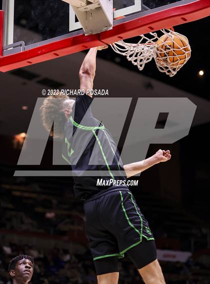 Thumbnail 1 in St. Joseph vs. Clovis West (CIF CS D1 Championship) photogallery.