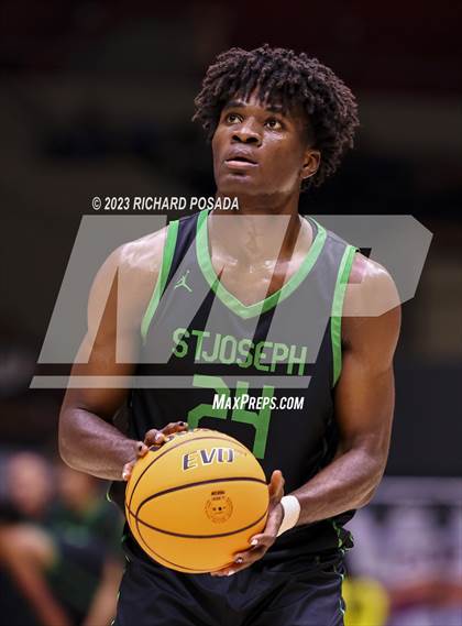 Thumbnail 3 in St. Joseph vs. Clovis West (CIF CS D1 Championship) photogallery.