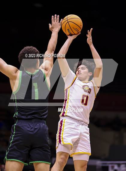 Thumbnail 2 in St. Joseph vs. Clovis West (CIF CS D1 Championship) photogallery.