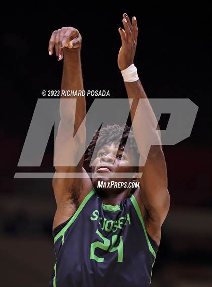 Thumbnail 1 in St. Joseph vs. Clovis West (CIF CS D1 Championship) photogallery.