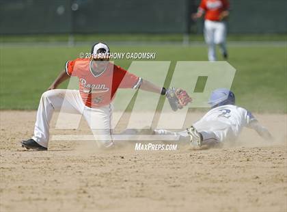 Thumbnail 1 in Bogan vs. Brooks (IHSA Regional Final) photogallery.